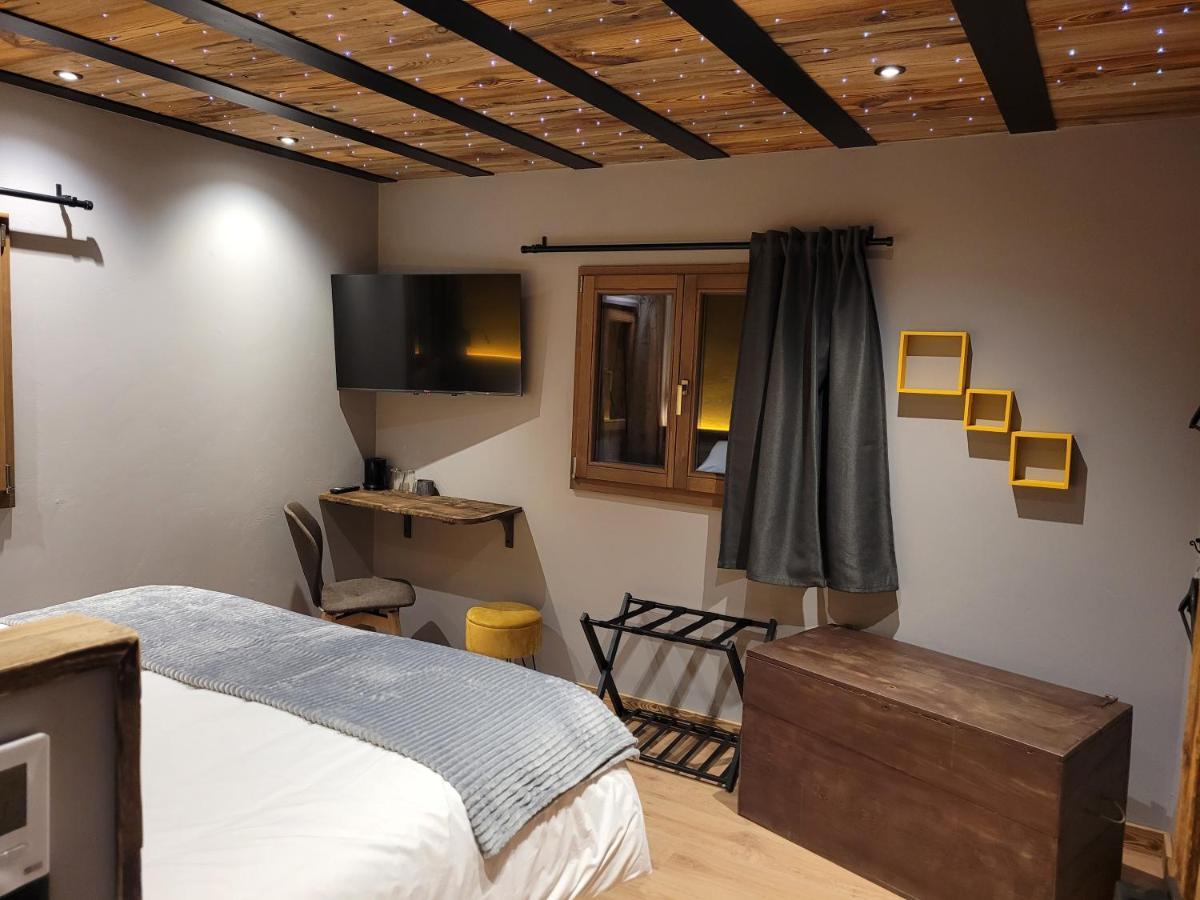Le Passionnant Hotel Морзин Екстериор снимка