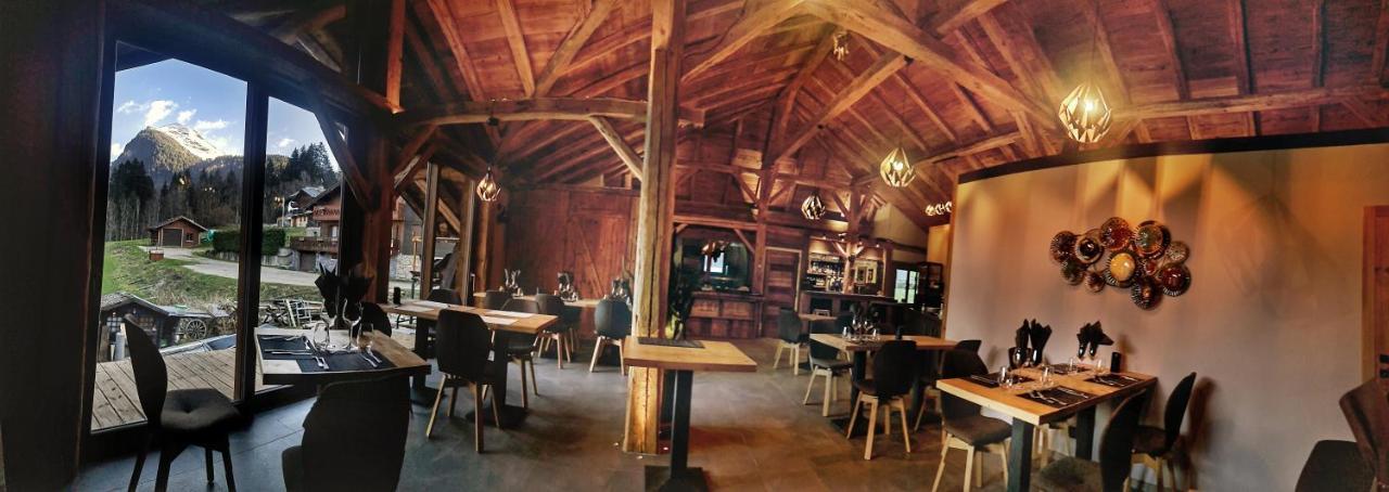 Le Passionnant Hotel Морзин Екстериор снимка