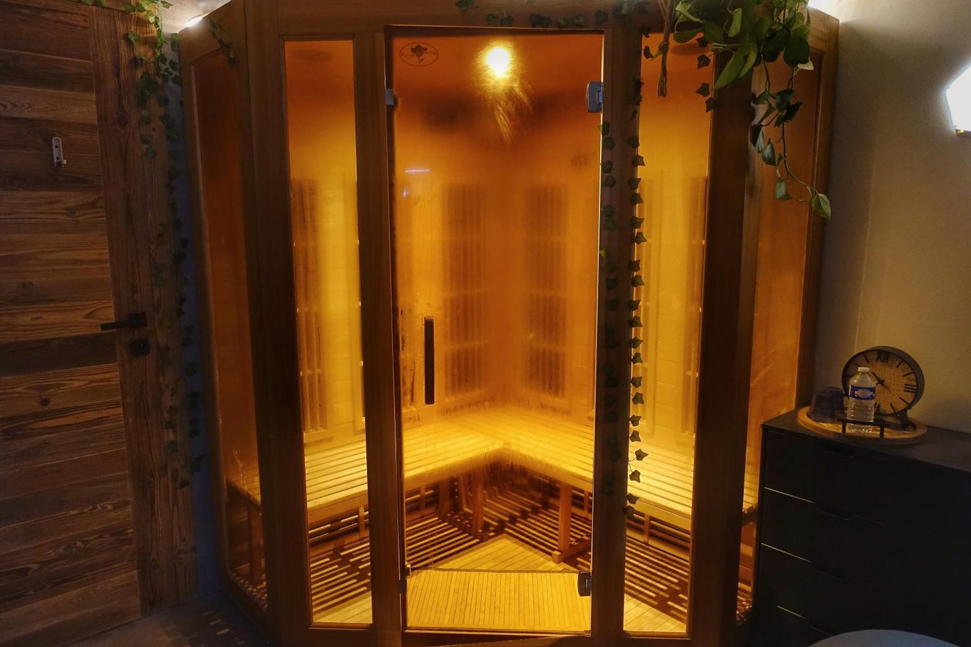 Le Passionnant Hotel Морзин Екстериор снимка